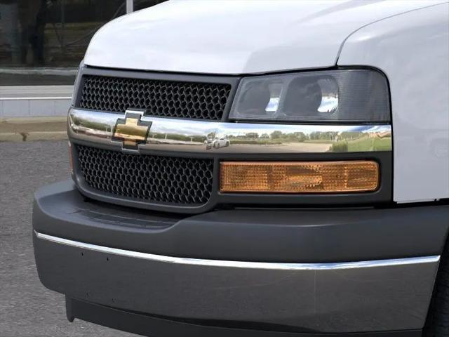2026 Chevrolet Express Cargo Van 2500 Regular Wheelbase, WT, RWD