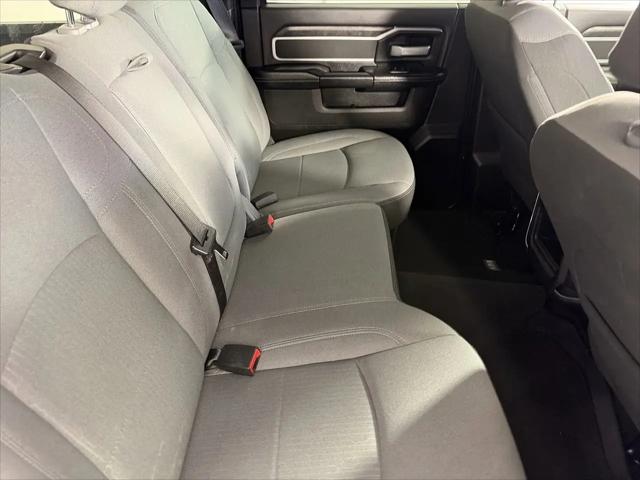 2024 Ram 3500 Big Horn Crew Cab 4x4 8' Box