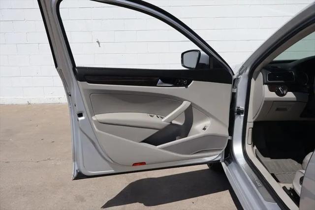 2014 Volkswagen Passat 2.0L TDI SEL Premium