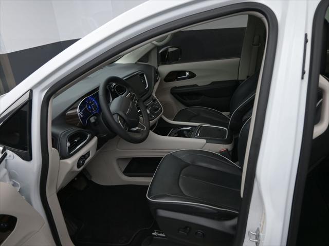 2023 Chrysler Pacifica Limited AWD