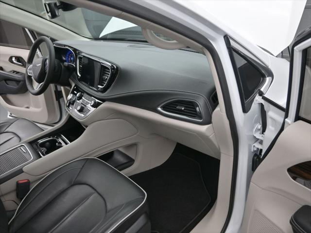 2023 Chrysler Pacifica Limited AWD