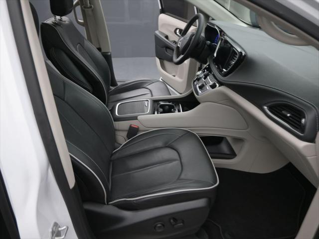 2023 Chrysler Pacifica Limited AWD