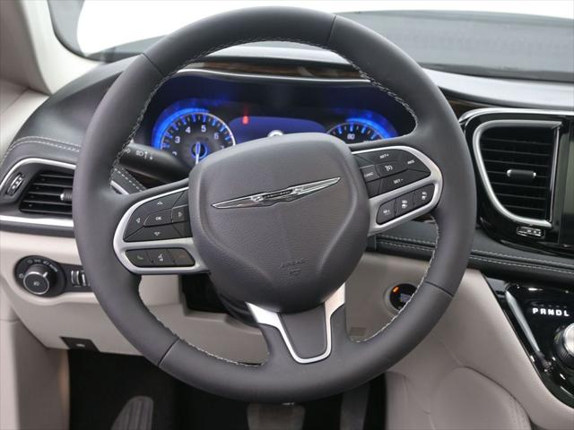 2023 Chrysler Pacifica Limited AWD