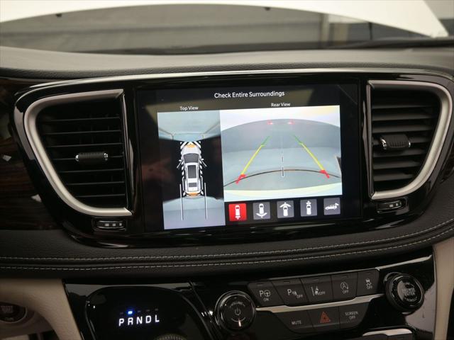 2023 Chrysler Pacifica Limited AWD