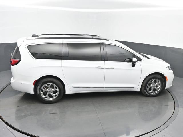 2023 Chrysler Pacifica Limited AWD