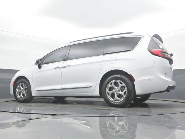 2023 Chrysler Pacifica Limited AWD