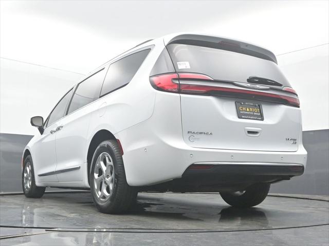 2023 Chrysler Pacifica Limited AWD