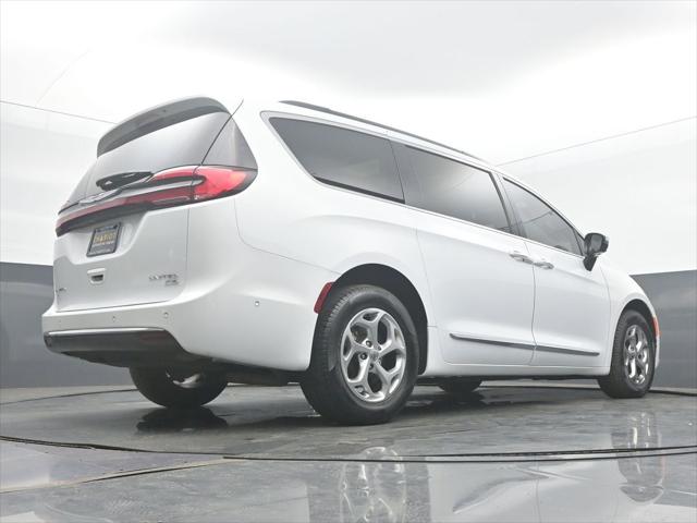 2023 Chrysler Pacifica Limited AWD