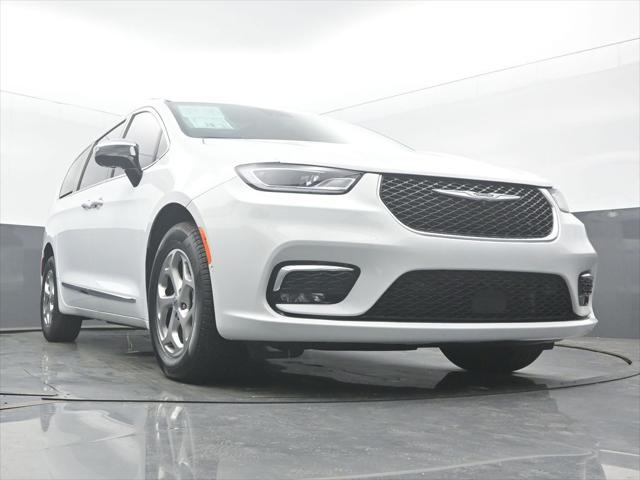 2023 Chrysler Pacifica Limited AWD