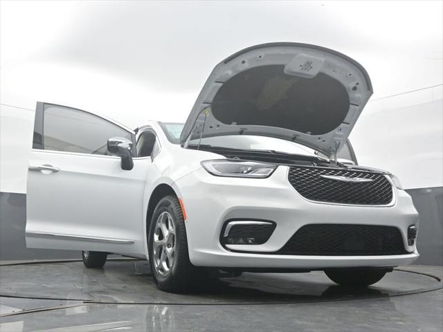 2023 Chrysler Pacifica Limited AWD