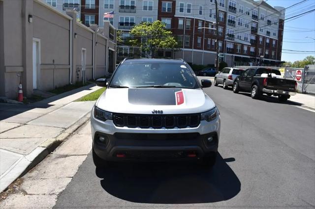 2025 Jeep Compass Trailhawk 4x4