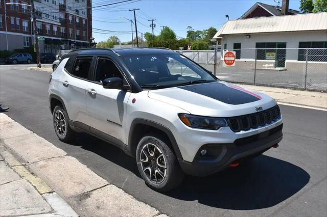 2025 Jeep Compass Trailhawk 4x4