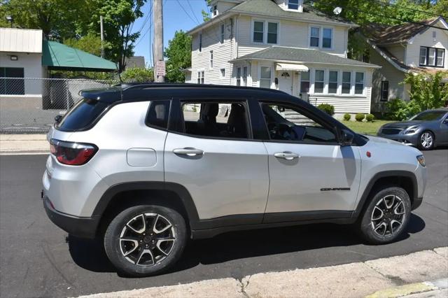 2025 Jeep Compass Trailhawk 4x4