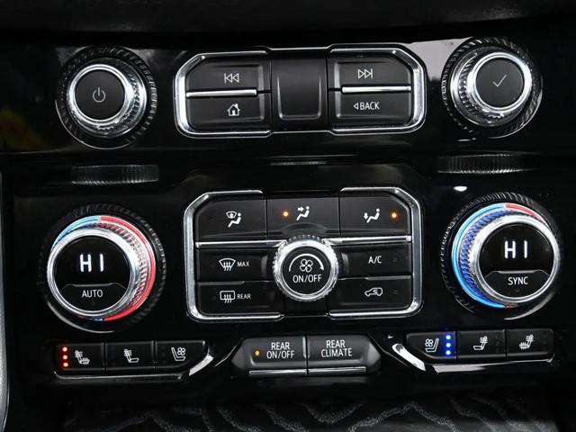 2024 GMC Yukon 4WD Denali
