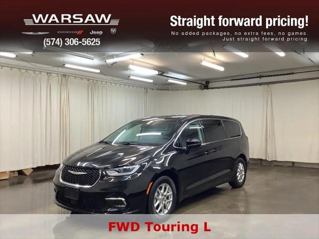 2024 Chrysler Pacifica Touring L for sale in Warsaw, IN