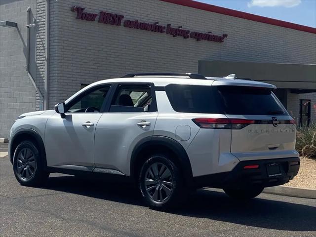 2025 Nissan Pathfinder SV FWD