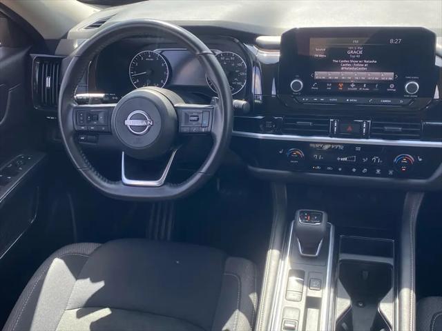 2025 Nissan Pathfinder SV FWD