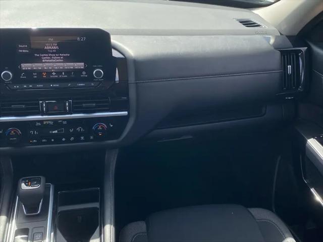 2025 Nissan Pathfinder SV FWD