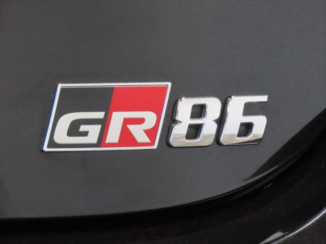 2024 Toyota GR86 Premium