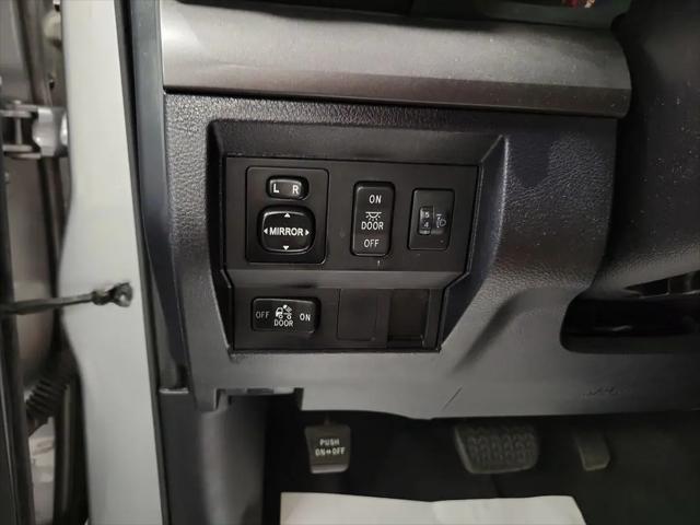 2017 Toyota Tundra SR 4.6L V8