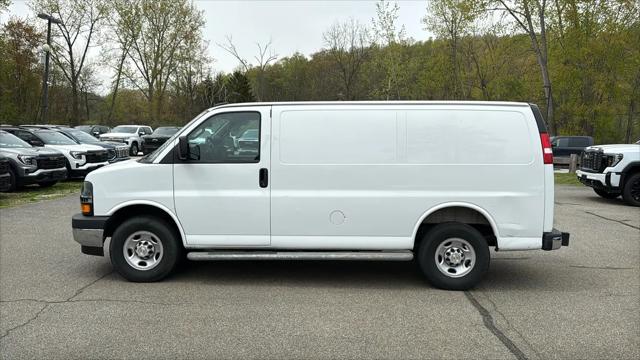 2024 Chevrolet Express Cargo Van RWD 2500 Regular Wheelbase WT