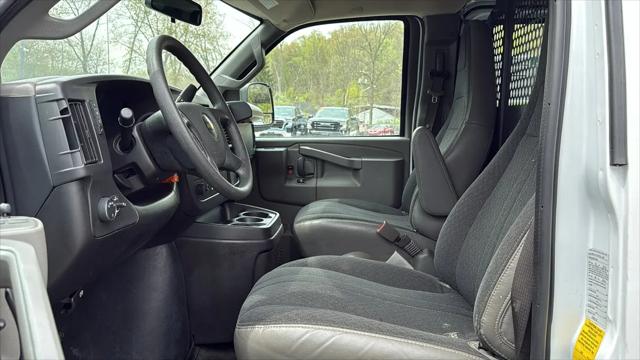 2024 Chevrolet Express Cargo Van RWD 2500 Regular Wheelbase WT