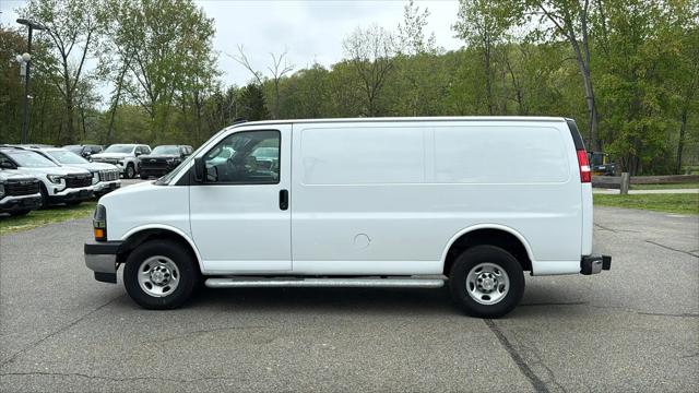 2024 Chevrolet Express Cargo Van RWD 2500 Regular Wheelbase WT