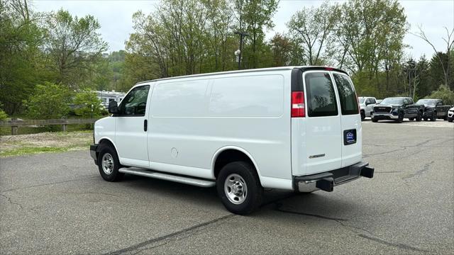 2024 Chevrolet Express Cargo Van RWD 2500 Regular Wheelbase WT