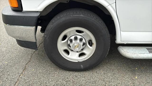 2024 Chevrolet Express Cargo Van RWD 2500 Regular Wheelbase WT