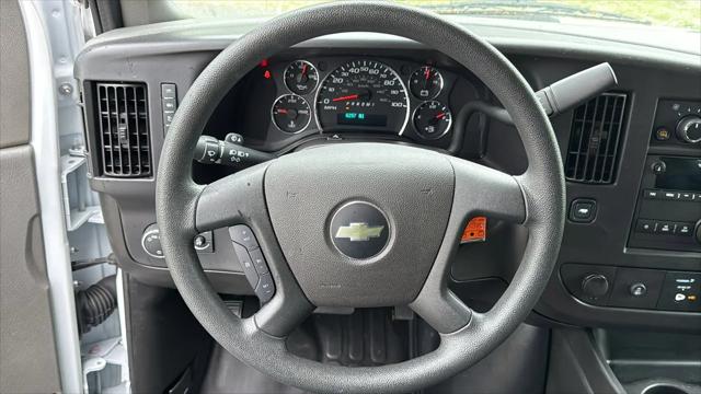 2024 Chevrolet Express Cargo Van RWD 2500 Regular Wheelbase WT