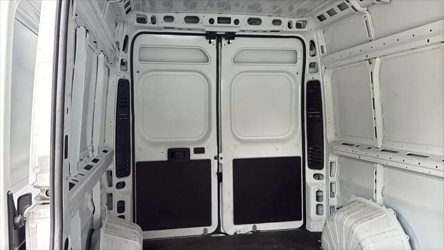 2025 Ram ProMaster 2500 Cargo Van Tradesman High Roof 159" WB w/Pass Seat