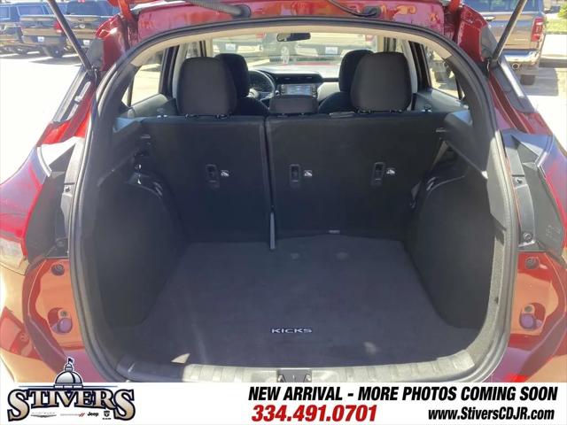 2023 Nissan Kicks SV Xtronic CVT