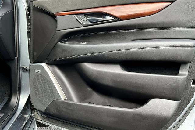 2020 Cadillac Escalade 2WD Luxury