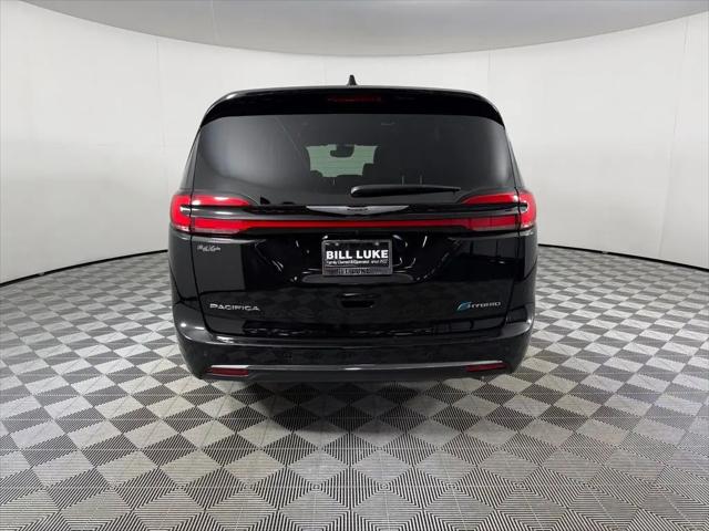 2025 Chrysler Pacifica Hybrid Select