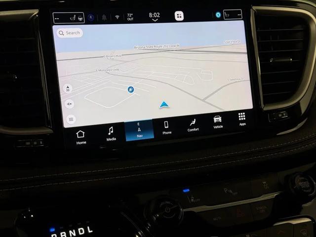 2025 Chrysler Pacifica Hybrid Select