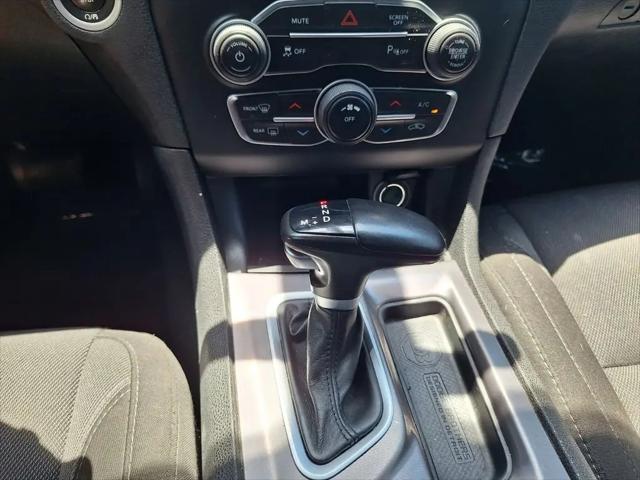 2022 Dodge Charger SXT RWD