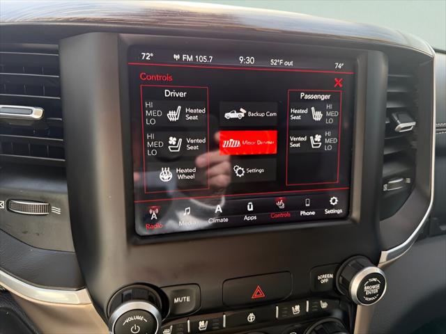 2020 Ram 1500 Laramie Crew Cab 4x4 6'4" Box