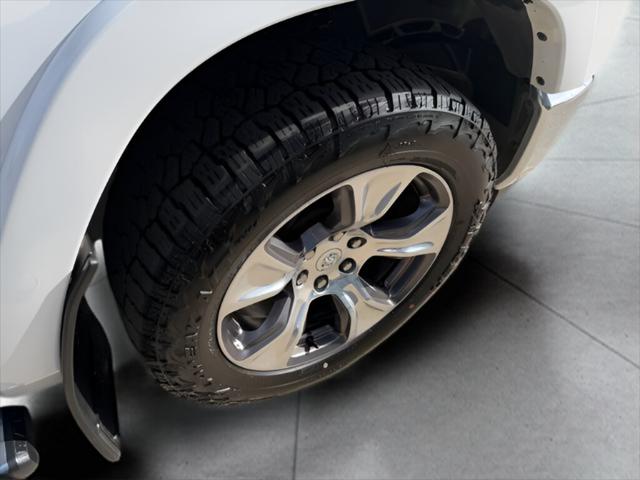 2020 Ram 1500 Laramie Crew Cab 4x4 6'4" Box