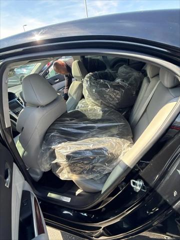 2017 Acura TLX w/Technology Package