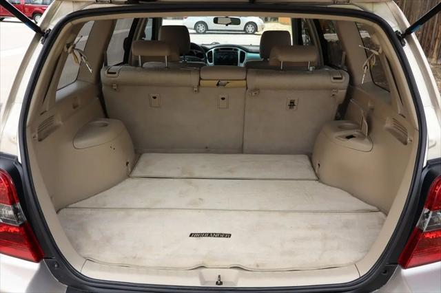 2005 Toyota Highlander Base V6