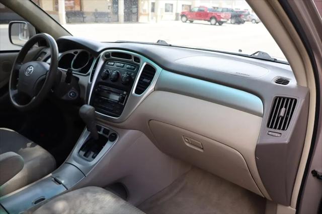2005 Toyota Highlander Base V6