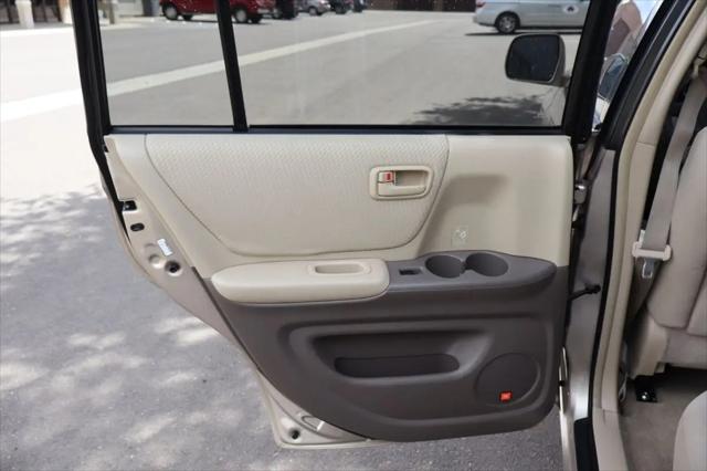 2005 Toyota Highlander Base V6