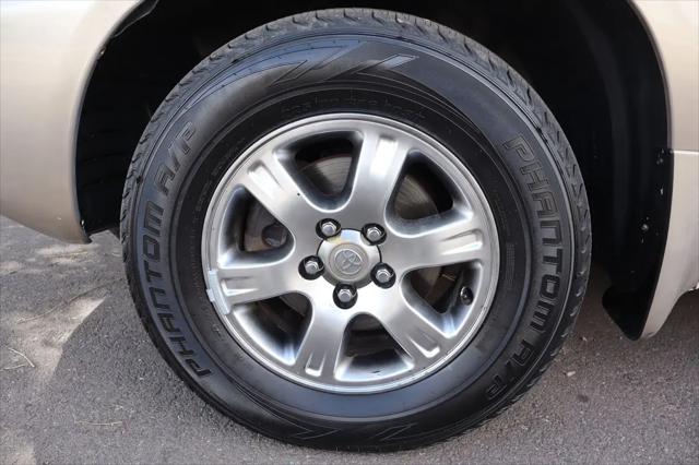 2005 Toyota Highlander Base V6