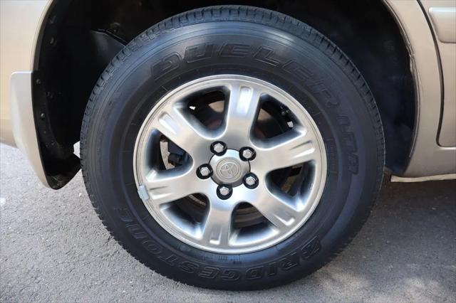 2005 Toyota Highlander Base V6