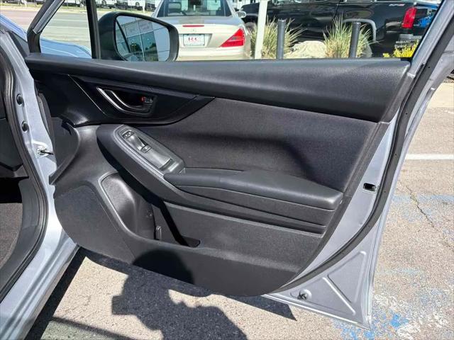 2017 Subaru Impreza 2.0i