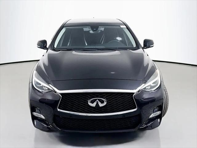 2017 INFINITI QX30 Sport