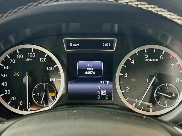 2017 INFINITI QX30 Sport