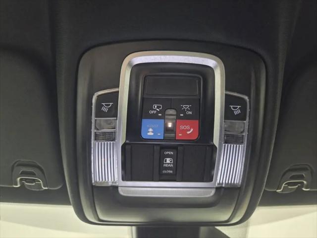 2025 Ram 1500 Laramie Crew Cab 4x4 5'7" Box