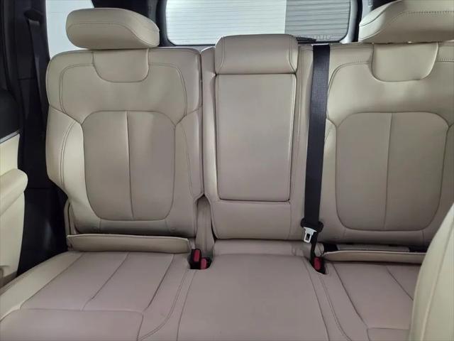 2026 Jeep Grand Cherokee Limited 4x2