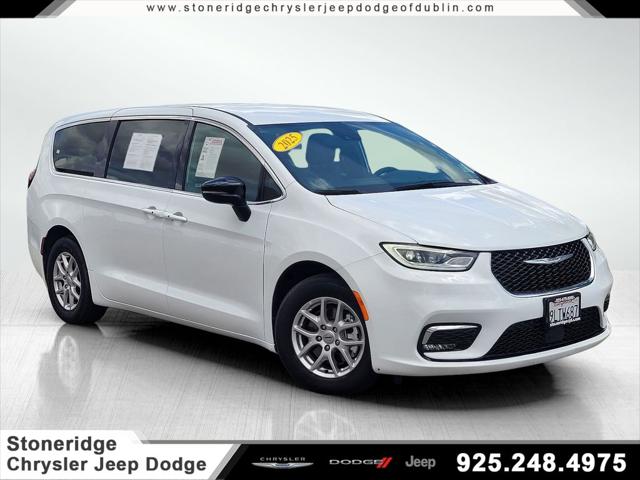 2025 Chrysler Pacifica Select for sale in Pleasanton, CA
